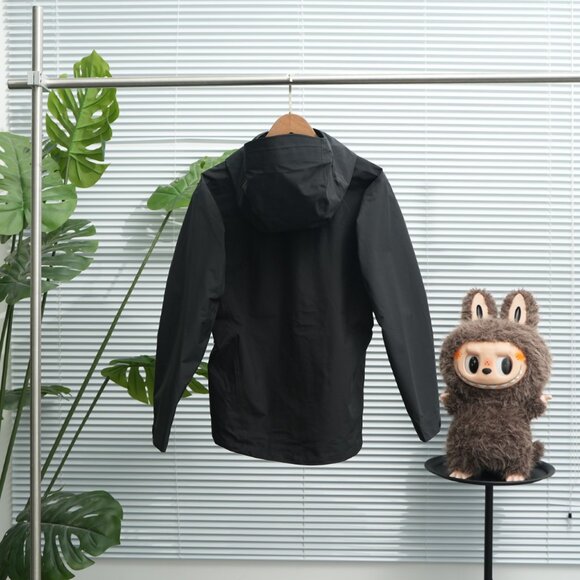 Arc'teryx Beta Lt Jacket Unisex Black - Picture 2 of 9